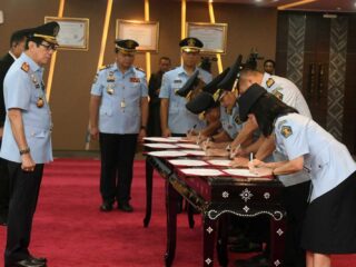 Lantik 5 Pimti Madya, Yassona Laoly Minta Buat Terobosan Kreatif