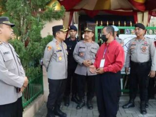 Kapolres Lebak,Akbp Wiwin Pastikan Kegiatan Jum'At Agung Di Beberapa Gereja Rangkasbitung Berjalan Aman