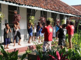 Warga Binaan Di Lapas Cirebon Ikuti Senam Lensia, Begini Manfaatnya