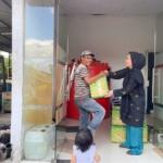 Relawan Kita Kembali Bagi-Bagi Sembako Di Tangerang