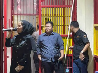 Peduli Tahanan , Kerapatan Indonesia Tanah Air Dan Ganas Bagikan Nasi Kotak