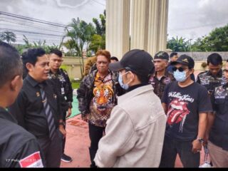 Ujang Kosasih Sh Dan Andry Setiawan Sh Ingatkan Ketum Ormas Di Lampung Timur Jangan Ancam-Ancam Wartawan