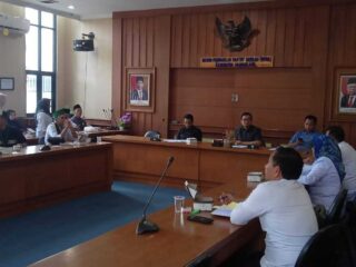 Hmi Cabang Pandeglang Menilai Pariwisata Yang  Carut-Marut