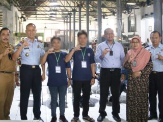 Keren, Lapas Cirebon Latih Warga Binaan Keterampilan Menjahit