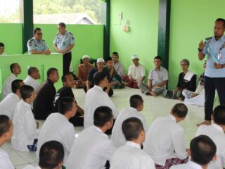Lapas Cirebon Ikuti Pesantren Kilat