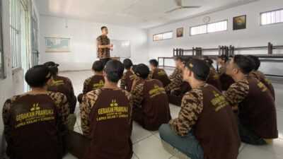 Lapas Cirebon Bentuk Mental Positif Warga Binaan dengan Giat Pramuka