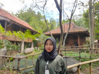 Politik Uang Dan Pelapukan Demokrasi