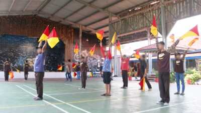 Lapas Cirebon Laksanakan Latihan Semaphore guna Pembinaan Kepramukaan