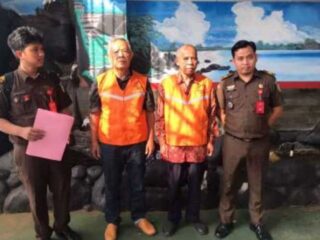 Kejari Jakarta Barat Lakukan Penyerahan Tersangka Dan Barang Bukti, Berikut Kasusnya