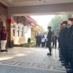 Kakanwil R. Andika Dwi Prasetya Pimpin Apel Pagi Di Lapas Cirebon