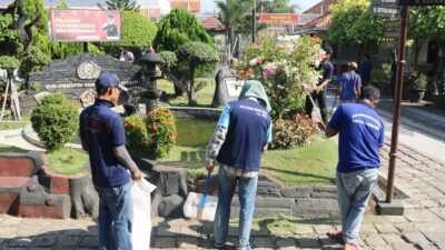 Lapas Cirebon Laksanakan Kegiatan Kebersihan Bersama di Lingkungan Lapas