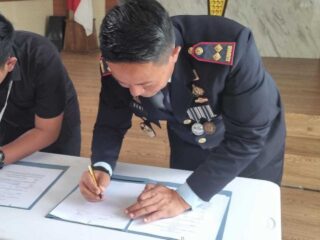 Kalapas Indramayu Beni Hidayat Teken Perjanjian Kerjasama Dengan Apik