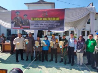 Kejari Cianjur Musnahkan Barang Bukti Tindak Pidana Berkekuatan Hukum Tetap