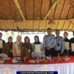 Pelaksanaan Cap 3 Jari Ijazah Paket C Bagi Warga Binaan Di Rutan Kelas I Bandung