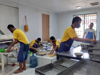 Keren, Warga Binaan Lapas Bekasi Produksi Roti Perhari 500 Pcs