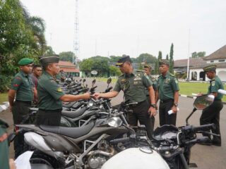 Kasrem Cek Kendaraan Dinas Personel Korem 064/My
