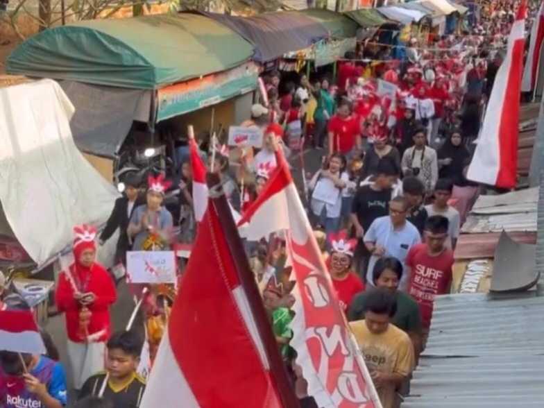 Mantap, Antusias Warga Petamburan Tanah Abang Ikuti Carnaval HUT RI ke-78 I Harian Terbit