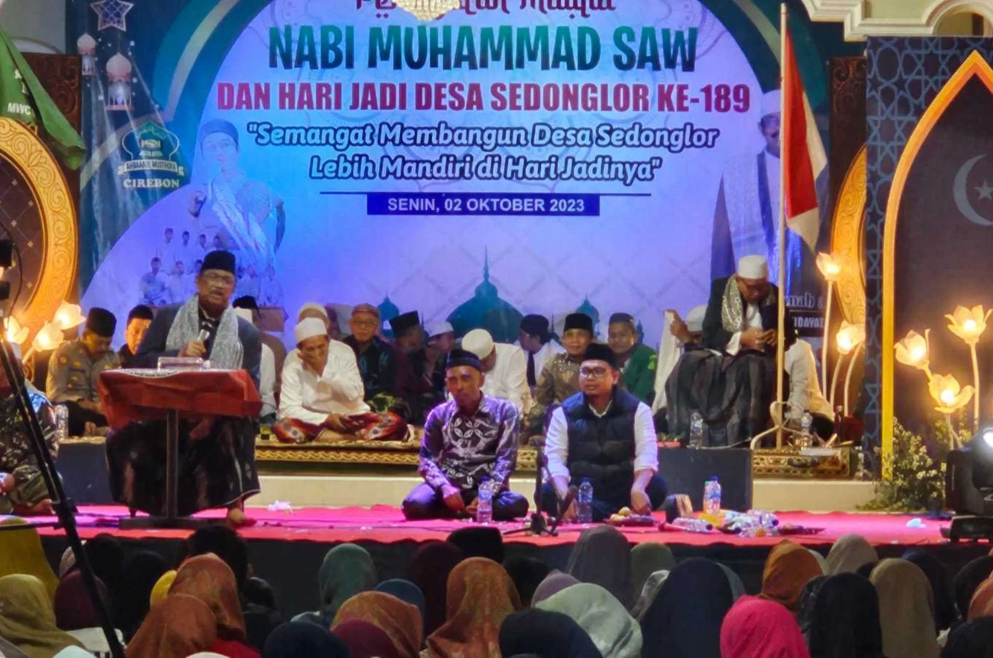 KH Manarul Hidayat: Pesan Keberkahan Hidup dan Cinta kepada Nabi Muhammad di Maulid Desa Sedong Lor