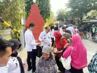 Lapas Cirebon Laksanakan Bakti Sosial Pada Masyarakat Sekitar Lapas