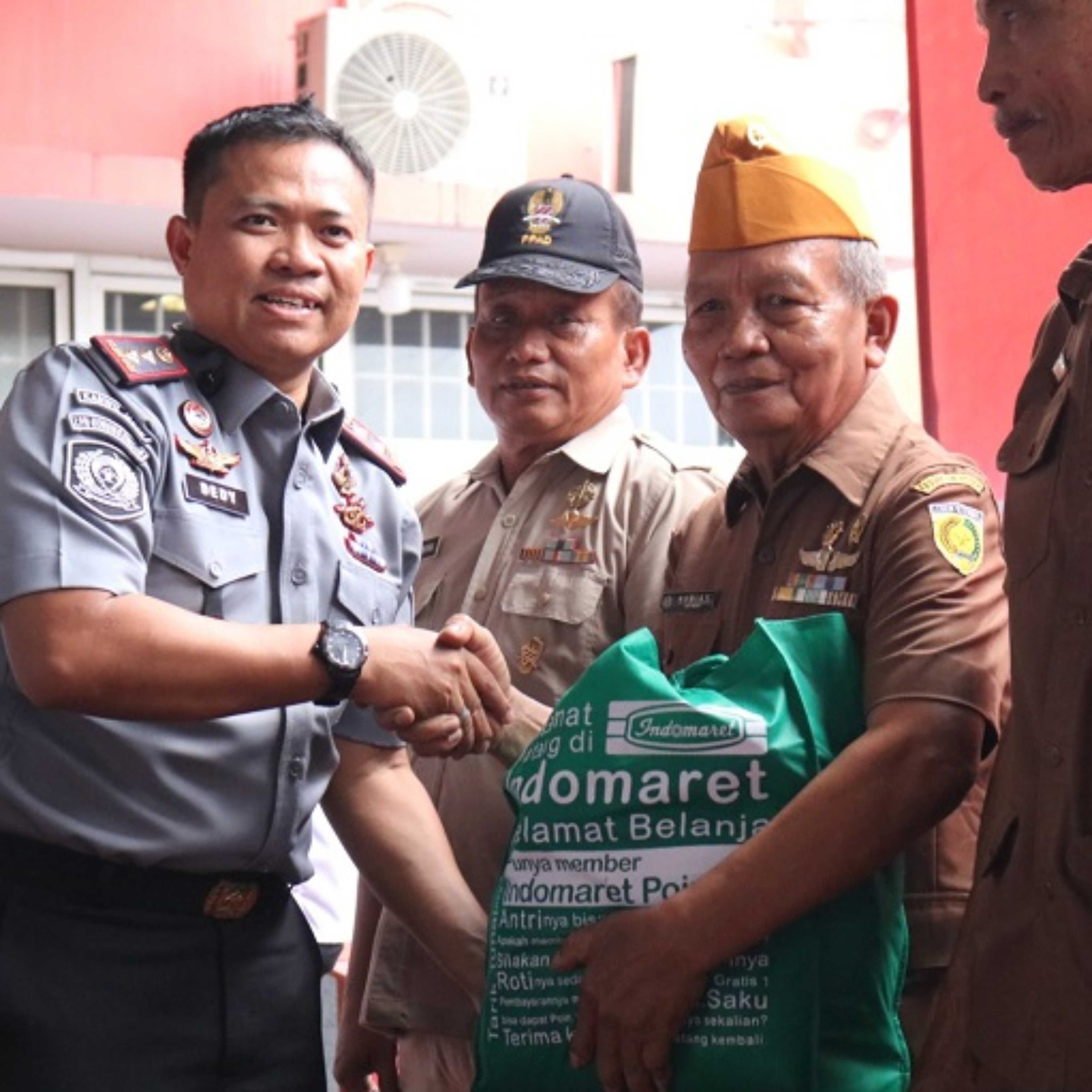 Saat HUT Kempo ke 5, Lapas Narkotika Gunung Sindur dan Kumham Bogor Gelar Baksos