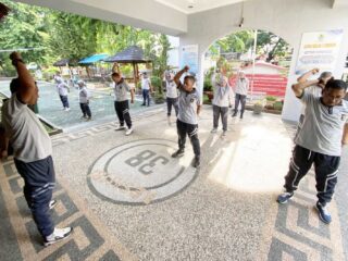 Senam Rutin Program Pasbi Sewagar, Lapas Kesambi Sehat, Waras Dan Bugar