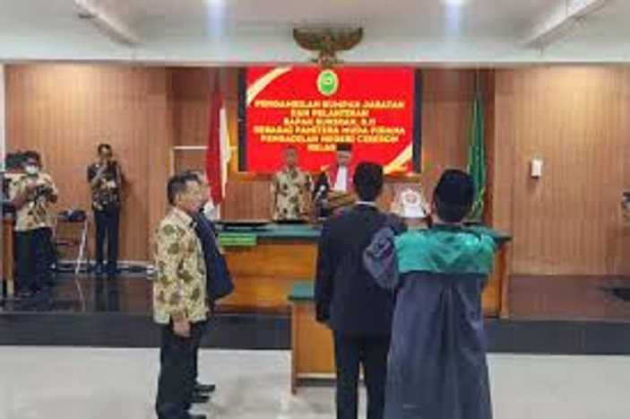 Lapas Cirebon Hadiri Sumpah Jabatan dan Pelantikan Panitera Muda Pidana Pengadilan Negeri Cirebon Kelas I B