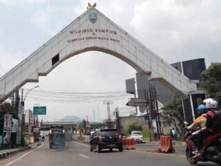 Urang Sumedang Doakan Ganjar Mahfud Jadi Presiden, Agar Bisa Sekolah Gratis Dan Dapat Handphone Tiap Siswa