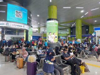 Sambut Tahun Baru Imlek Dan Libur Isra Miraj Kai Daop 1 Jakarta Operasikan 62 Kajj