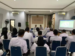 Tim Bapas Lakukan Sosialisasi Tusi Dan Kegiatan Pengawasan Program Pembinaan Narapidana Di Lapas Cirebon