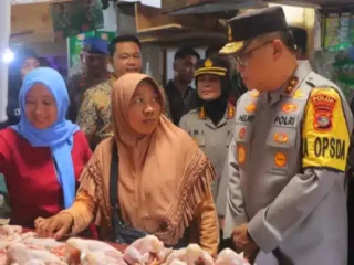 Kapolda Lampung Himbau Warga Tak Berlebihan Belanja Kebutuhan Pokok