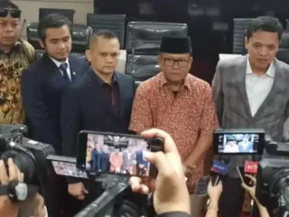 Diduga Dilindungi Oknum Aparat, Biksu Perempuan Dan Keluarganya Pelaku Pemalsuan Masih Bebas