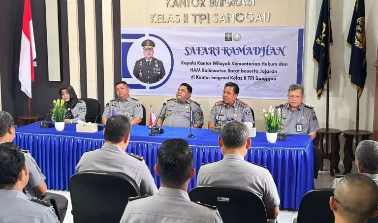 Kanwilkumham Kalbar Safari Ramadhan ke Imigrasi Sanggau I Harian Terbit