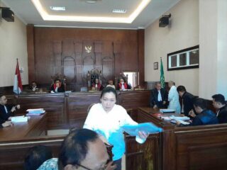 Para Terdakwa Bersama Biksuni Eva Diduga Ada ‘Main’ Dimulai Dengan Oknum Polisi