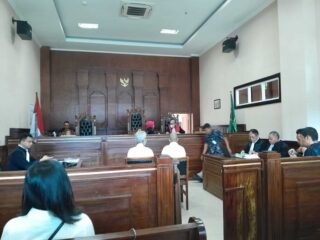 Parah Banget, Biksu Datangi Persidangan Kasus Pidana Di Pengadilan Jakarta Utara