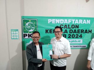 Serius Maju Pilkada Kota Tangerang, Erlangga Yudha Nugraha Kembalikan Formulir Ke Pkb