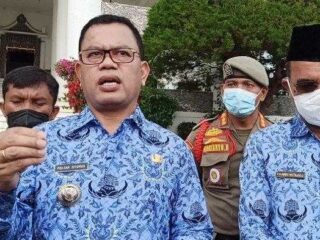 Aktivis Aman Tano Batak: Sudah Terlanjur Kecewa Berat, Masyarakat Toba Ogah Pilih Poltak Sitorus Lagi