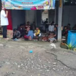 Meski Kondisi Hujan, Ketua Dprd Banten Andra Soni Sekaligus Calon Gubernur Banten Nyaman Dengarkan Keluhan Warga Soal Pembangunan Infrastruktur Desa