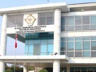 Golkar Menolak Calon Anggota Bpk Ri Rangkap Jabatan, Pengurus Partai Politik