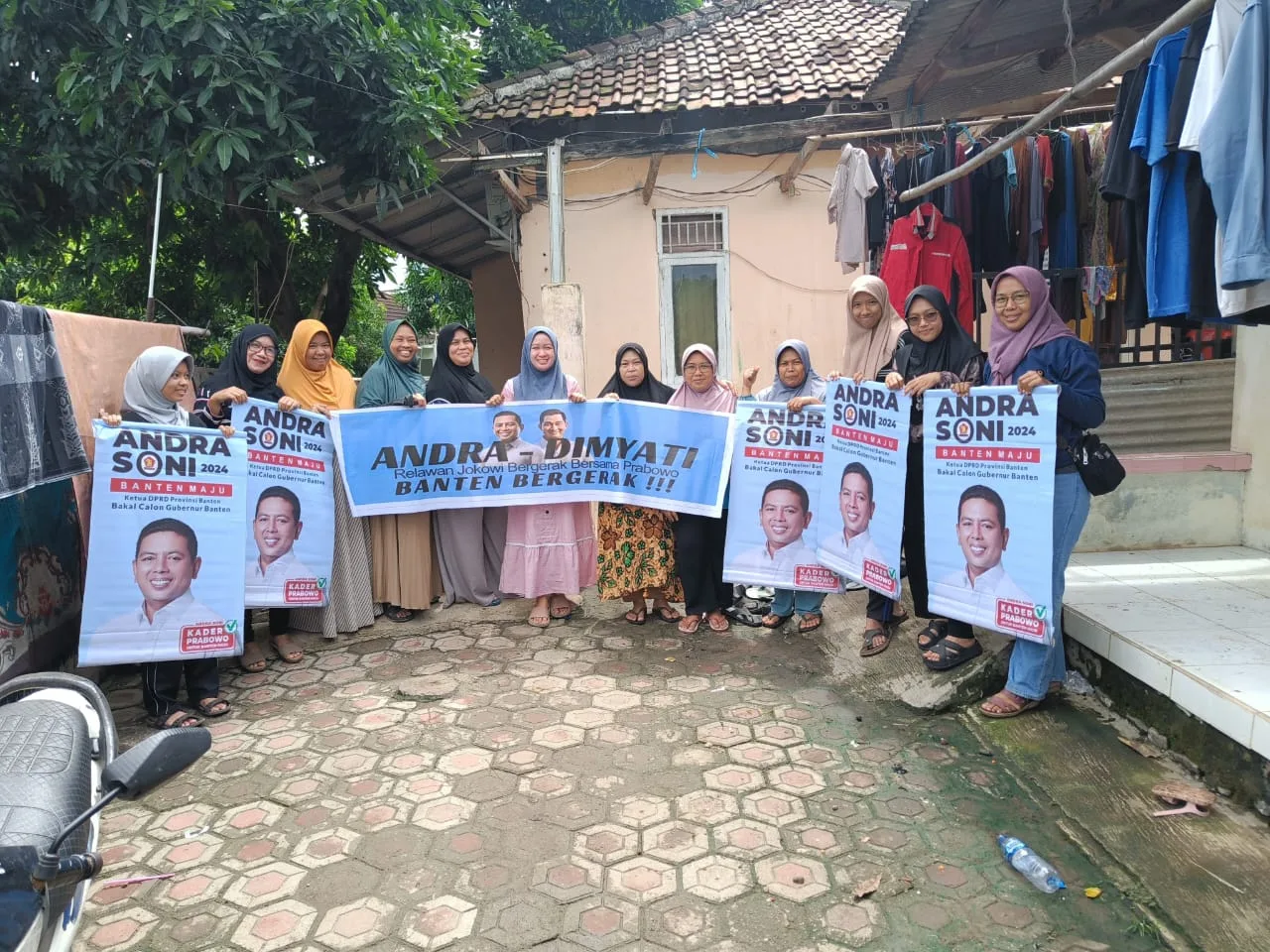 Emak-emak Pulomerak Teriakan Andra - Dimyati Untuk Banten Maju