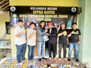 Badan Pembinaan Potensi Keluarga Besar Banten Dpac Kecamatan Cibadak Terima Sk Kepengurusan Dari Dpc Bppkb Banten Kabupaten Lebak