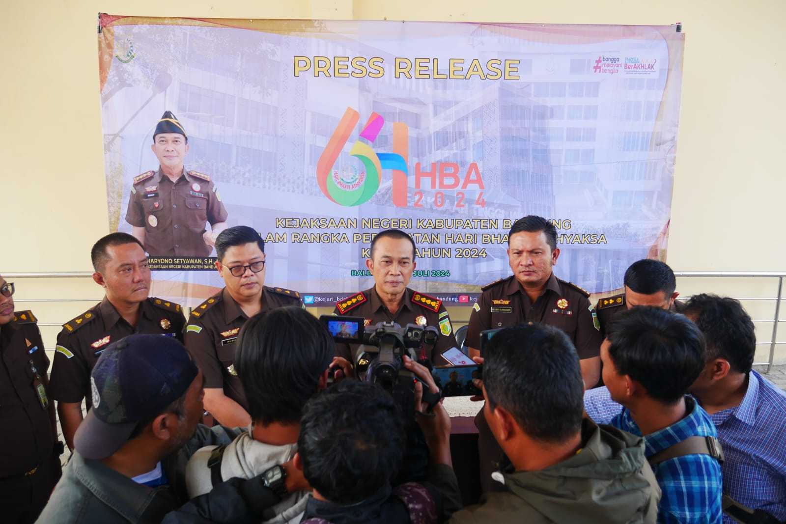 Capaian Kinerja Kejari Kabupaten Bandung Periode Januari - Juli 2024 Penuhi Target 2 Capaian Kinerja Kejari Kabupaten Bandung