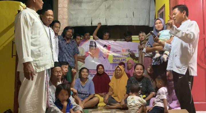 Relawan Manis Kecamatan Sukadiri Deklarasikan Maesyal - Intan Untuk Tangerang Semakin Gemilang 6 Relawan Manis Kecamatan Sukadiri Deklarasikan Maesyal – Intan Untuk Tangerang Semakin Gemilang