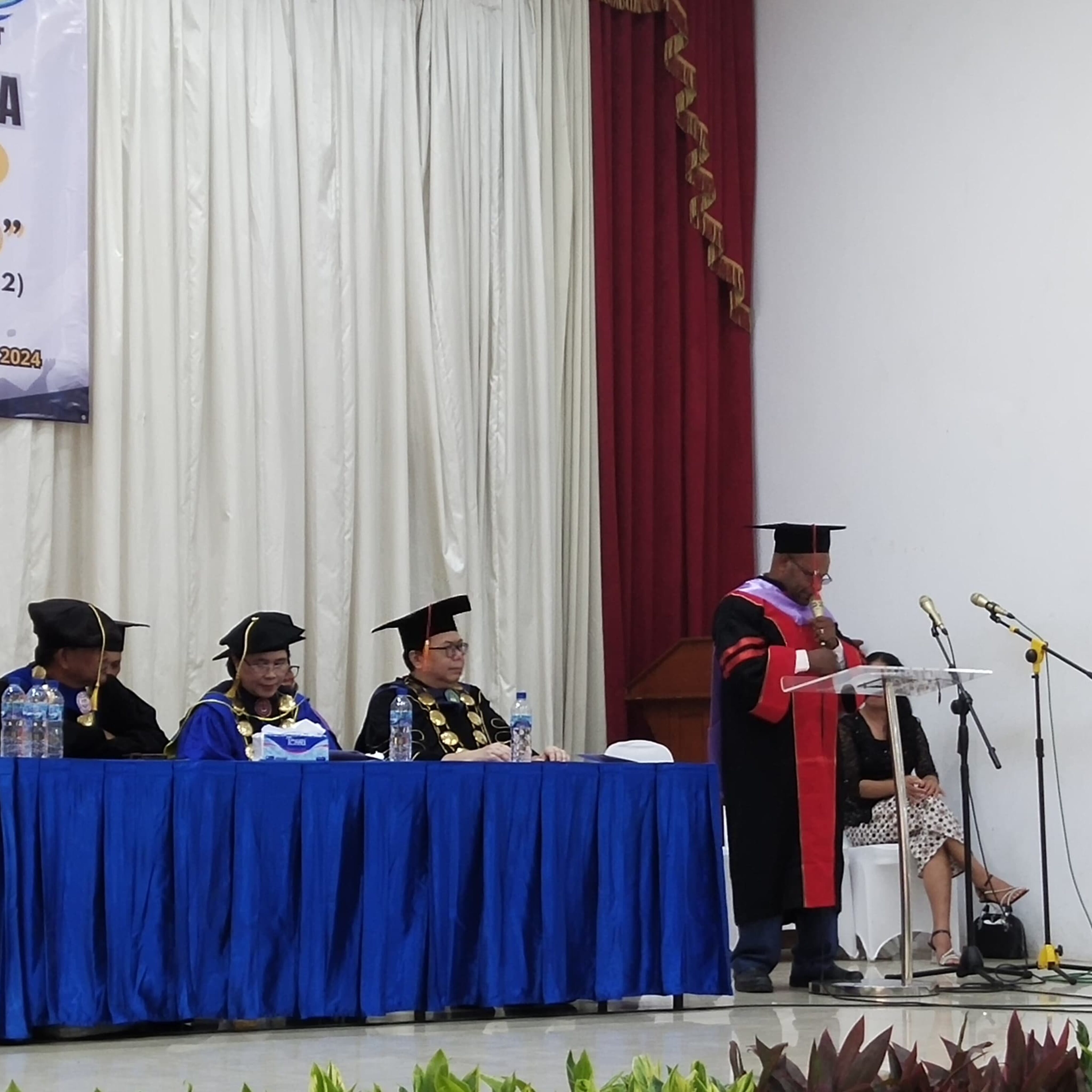 STT Agapes Jakarta kelas Nabire Gelar Wisuda ke-XX di Jakarta