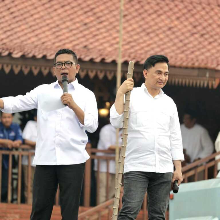 2 Program Jitu Andra Soni-Dimyati untuk Desa, Mulai dari Bantuan Rp300 Juta hingga Jalan Mulus