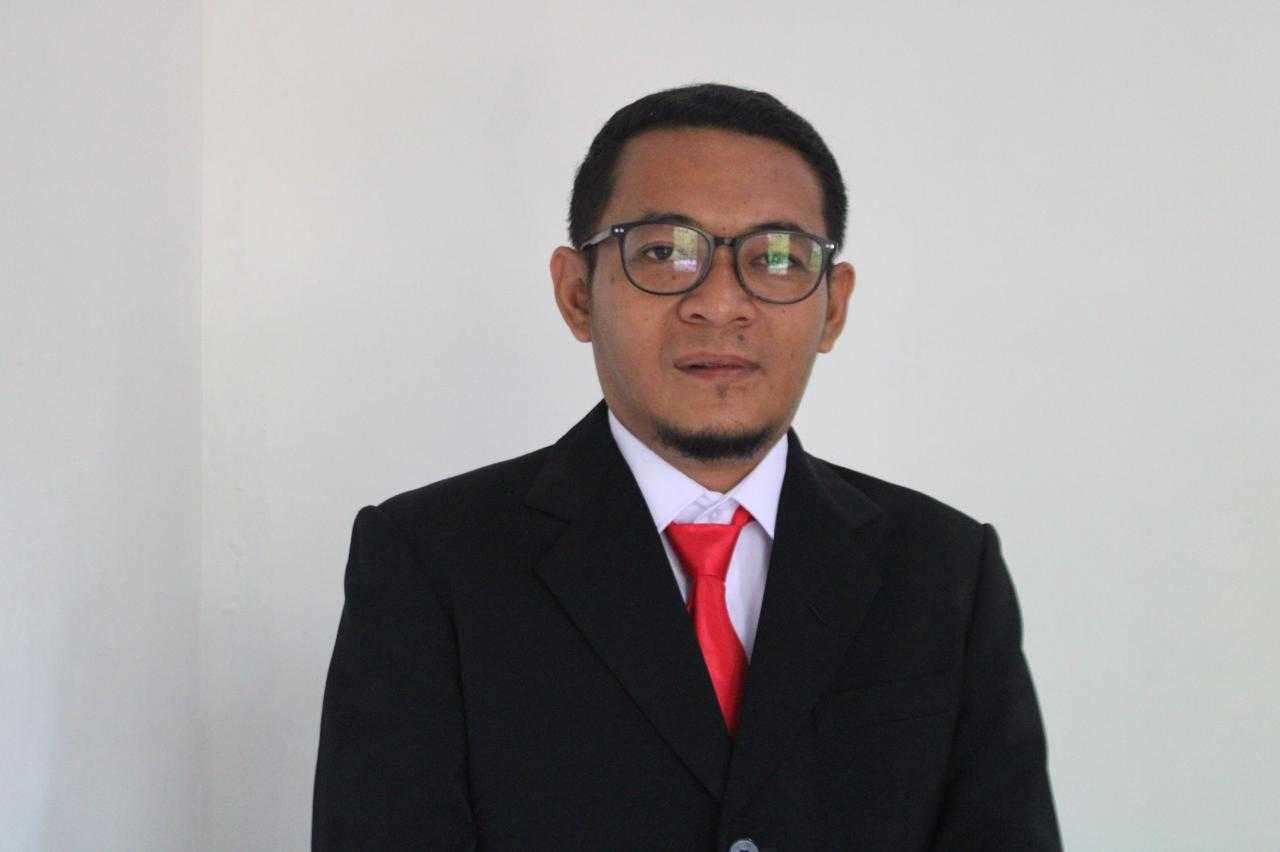 Deden Kurniawan,Anggota Bawaslu Kabupaten Lebak, Koordinator Divisi Sumber Daya Manusia, Organisasi, Pendidikan Dan Latihan 1 Dédén Kurniawan Anggota Bawaslu Kabupaten Lebak