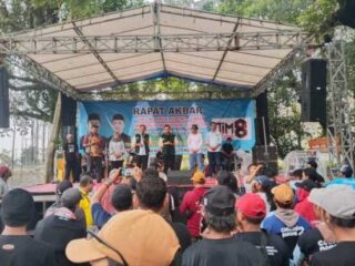 Deklarasi Tim 8 Bersama Masyarakat Tepi Hutan Lamongan