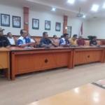 Pj. Bupati Sampang Jarang Ngantor, Kini Kantor Disegel Forsa Hebat