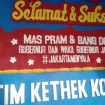 Puluhan Karangan Bunga Berjejer Di Rumah Pemenangan Pramono - Rano