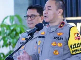 Update Lalu Lintas : Polri Terapkan Contraflow Tol Jakarta-Cikampek Lancar