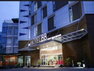 Hotel 88 Kedoya Jakarta Hadirkan Promo Sambut Tahun Baru 2025